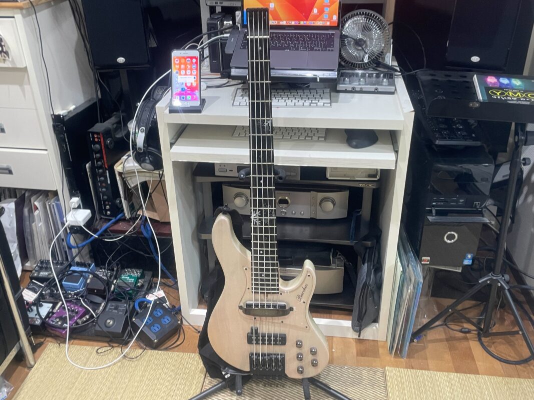 ベースも趣味です