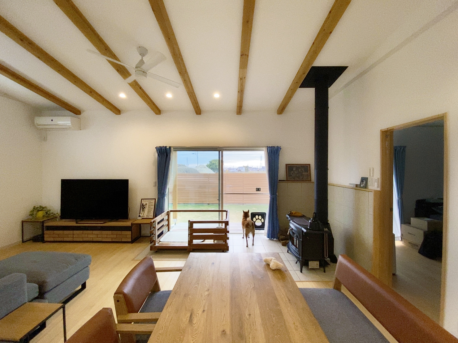 全健会フラットテーブル （平屋建てを新築】2階建てと異なる特徴や 