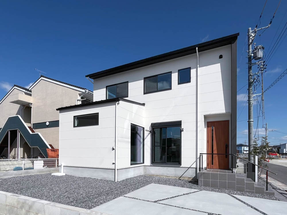 スマイルガーデン高浜市論地町７ No.11