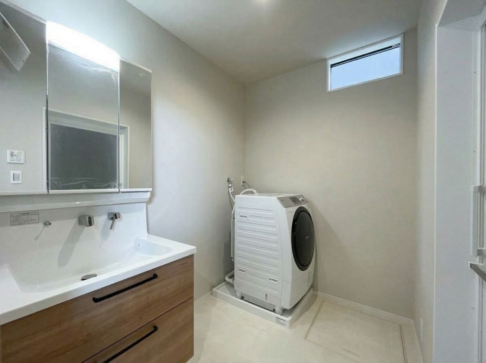 ゆとりある洗面室