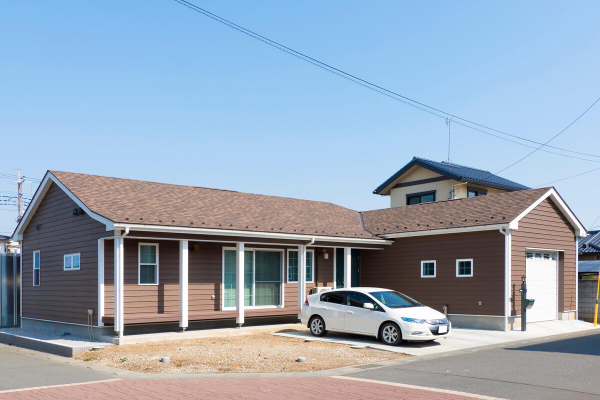 注文住宅で家族のつながりを感じる平屋を建てる！実例集ほか、価格を抑えるコツも！