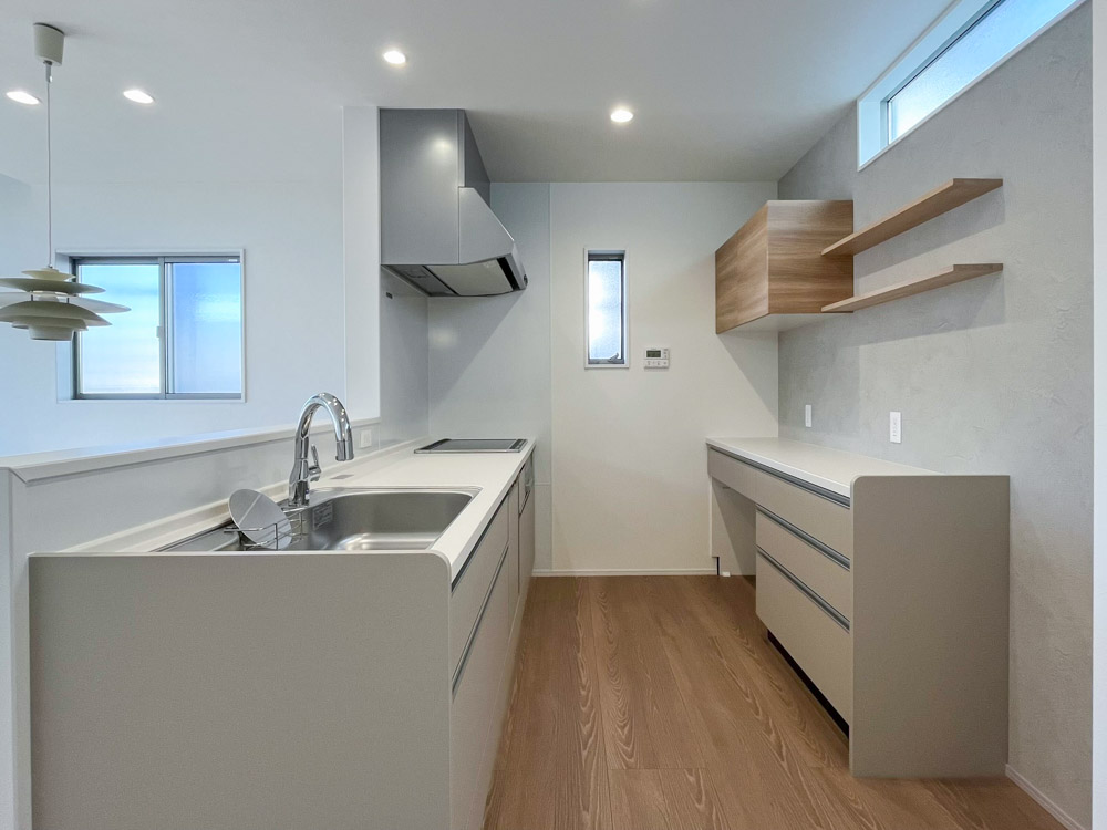 キッチン（IHコンロ【オール電化】/深型食洗機 /タッチレス水栓）/カップボード