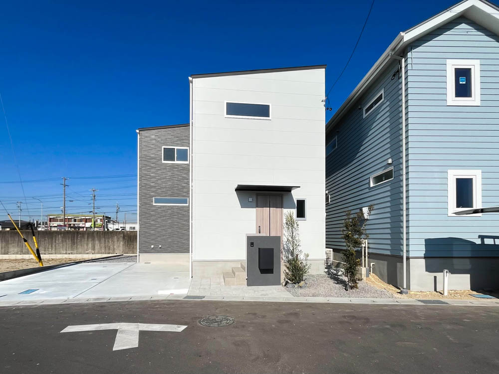 スマイルガーデン高浜市本郷町５ No.９