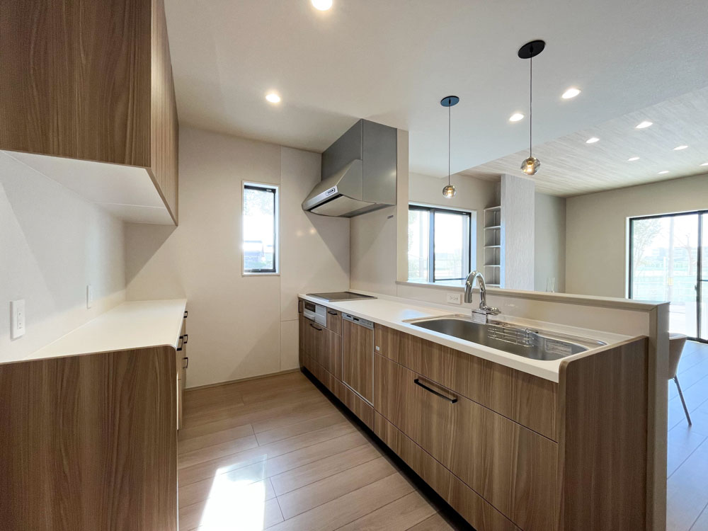 キッチン(IHコンロ 【オール電化】/深型食洗機 /タッチレス水栓)/カップボード