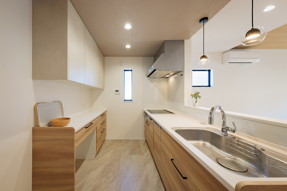 キッチン（IHコンロ【オール電化】/深型食洗機 /タッチレス水栓）/カップボード