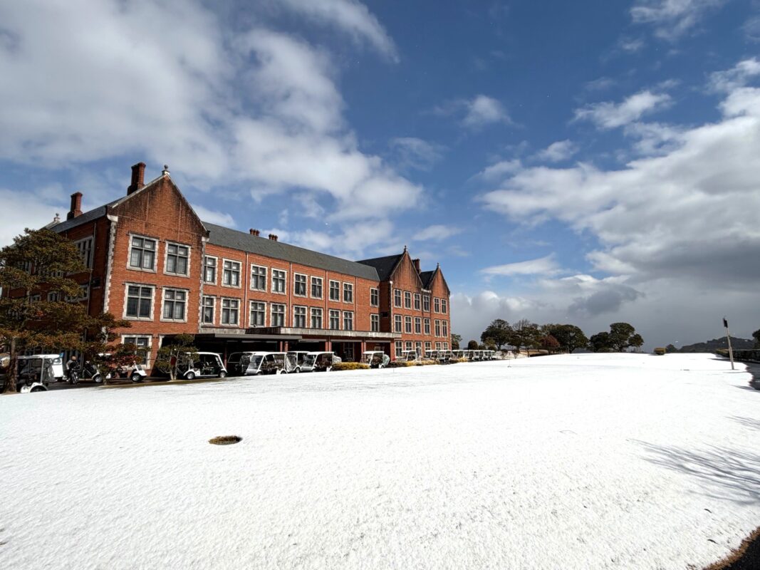 まさかの銀世界…みとゴルフ倶楽部