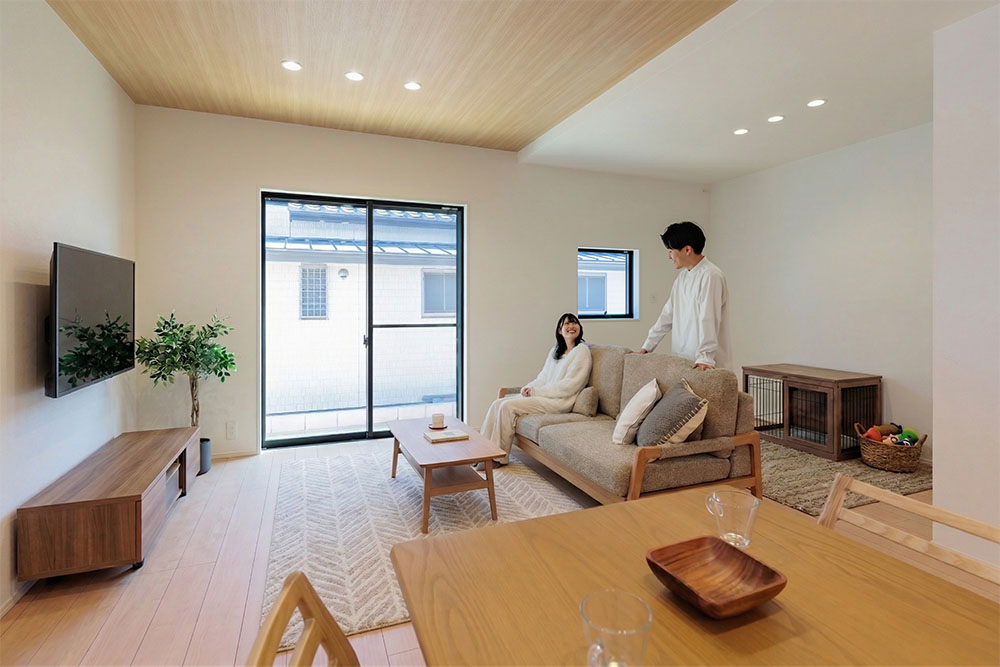 【温もりのある平屋】暮らしに合わせた20帖LDKの平屋 内観