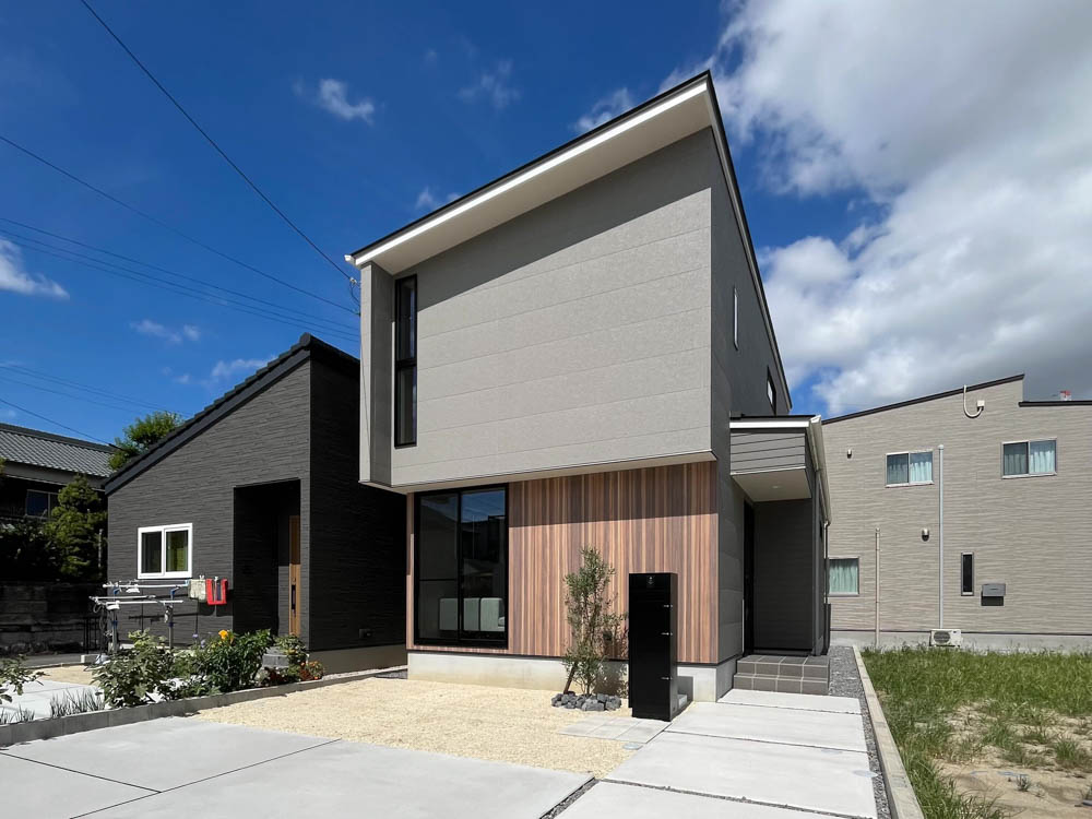 スマイルガーデン碧南市笹山町１ No.８